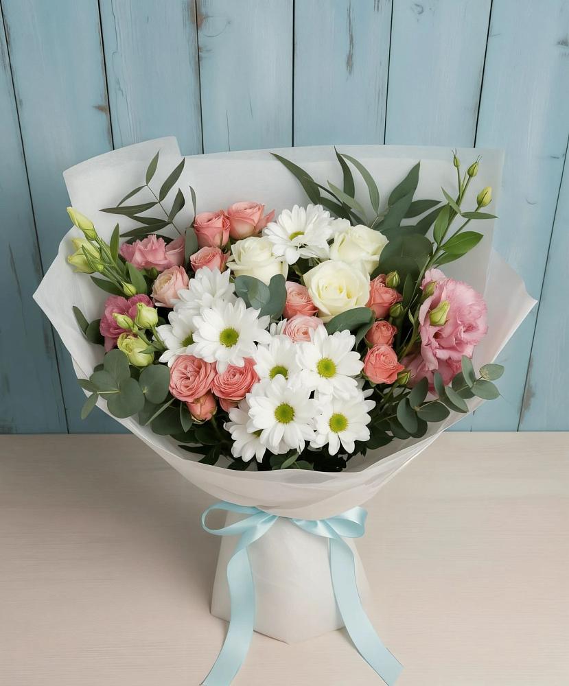 Букет цветов из: Розы, Лизиантусы и Хризантемы в Григорьевское