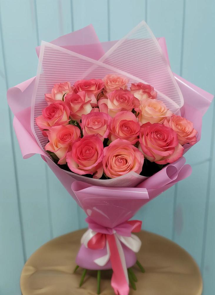 Букет 15 Розовых роз Равель в Григорьевское