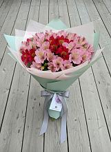 Букет цветов из:  Альстромерии в Григорьевское