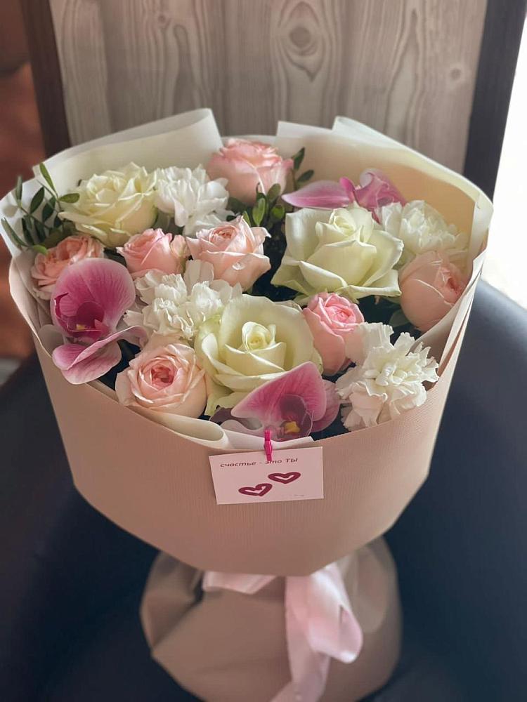 Букет цветов из: Орхидеи, Розы и Гвоздики в Григорьевское