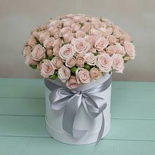 Цветочная композиция из Розы в шляпной коробке в Григорьевское