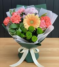Букет цветов из:  Гвоздики, Розы, Герберы и Хризантемы #REPLACE_PRED# Григорьевское