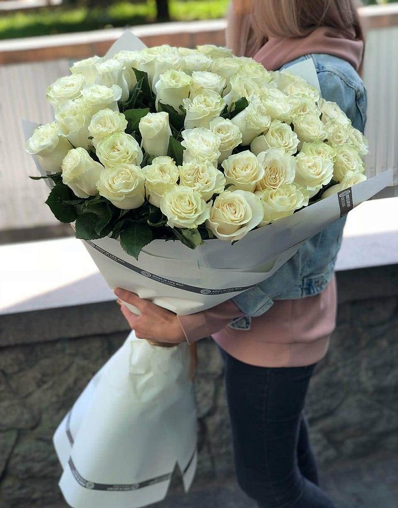 35 Белых роз в Григорьевское Букет 35 Белых роз в Григорьевское